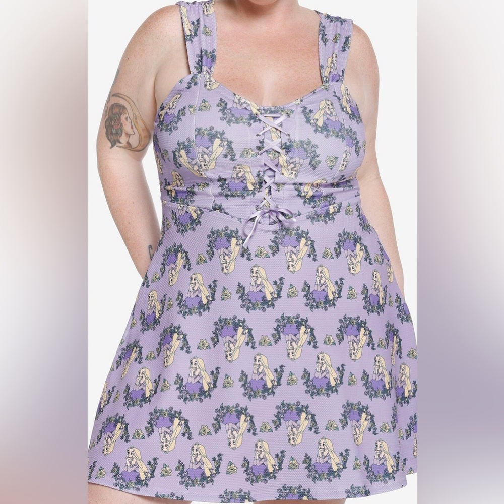 NWT Her Universe Disney’s Tangled Lace up skater sleeveless dress size 5 or 5X